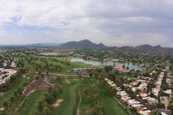 Exploring McCormick Ranch: A gateway to Scottsdale's premier shopping havens.